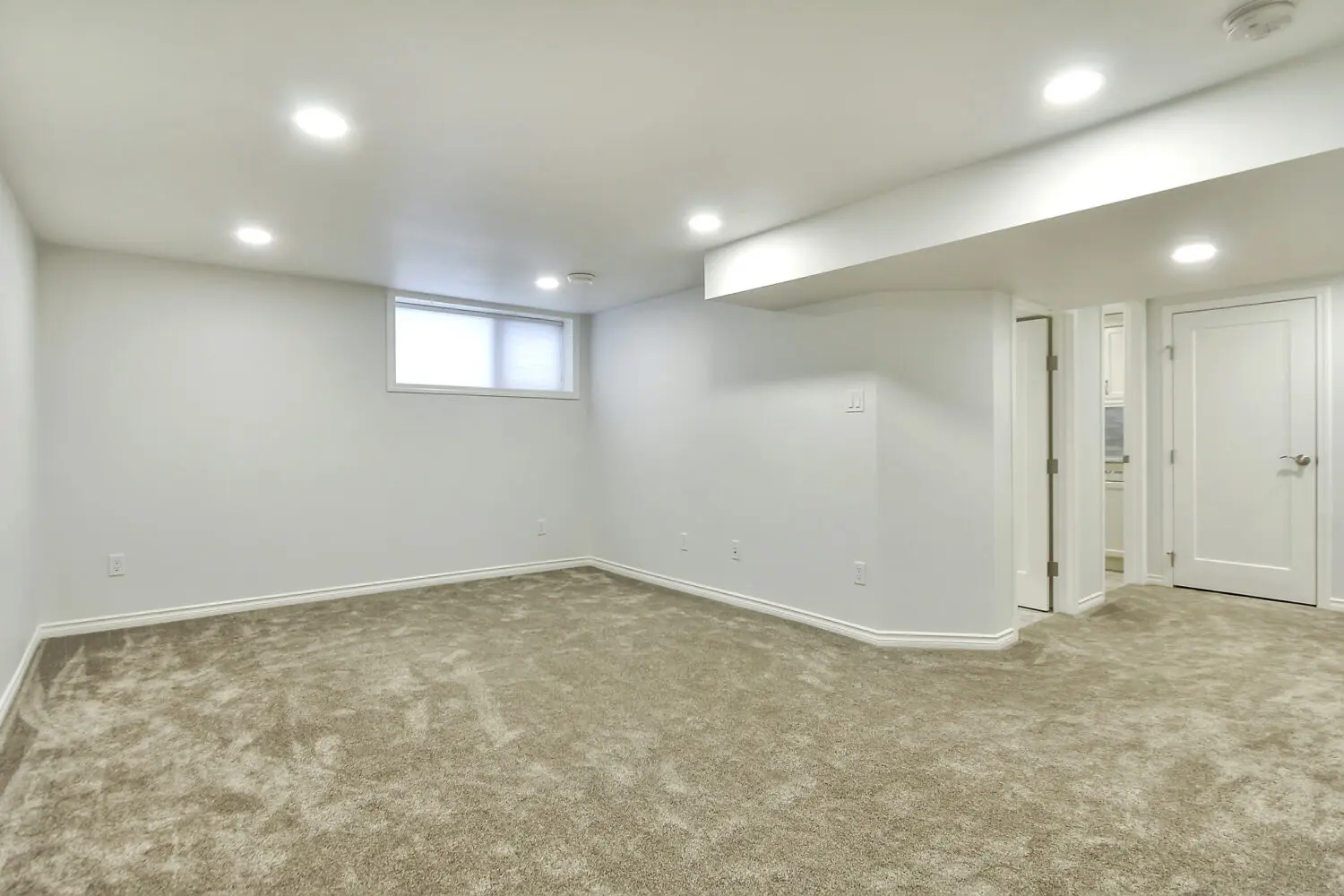 10527 136 St NW 15