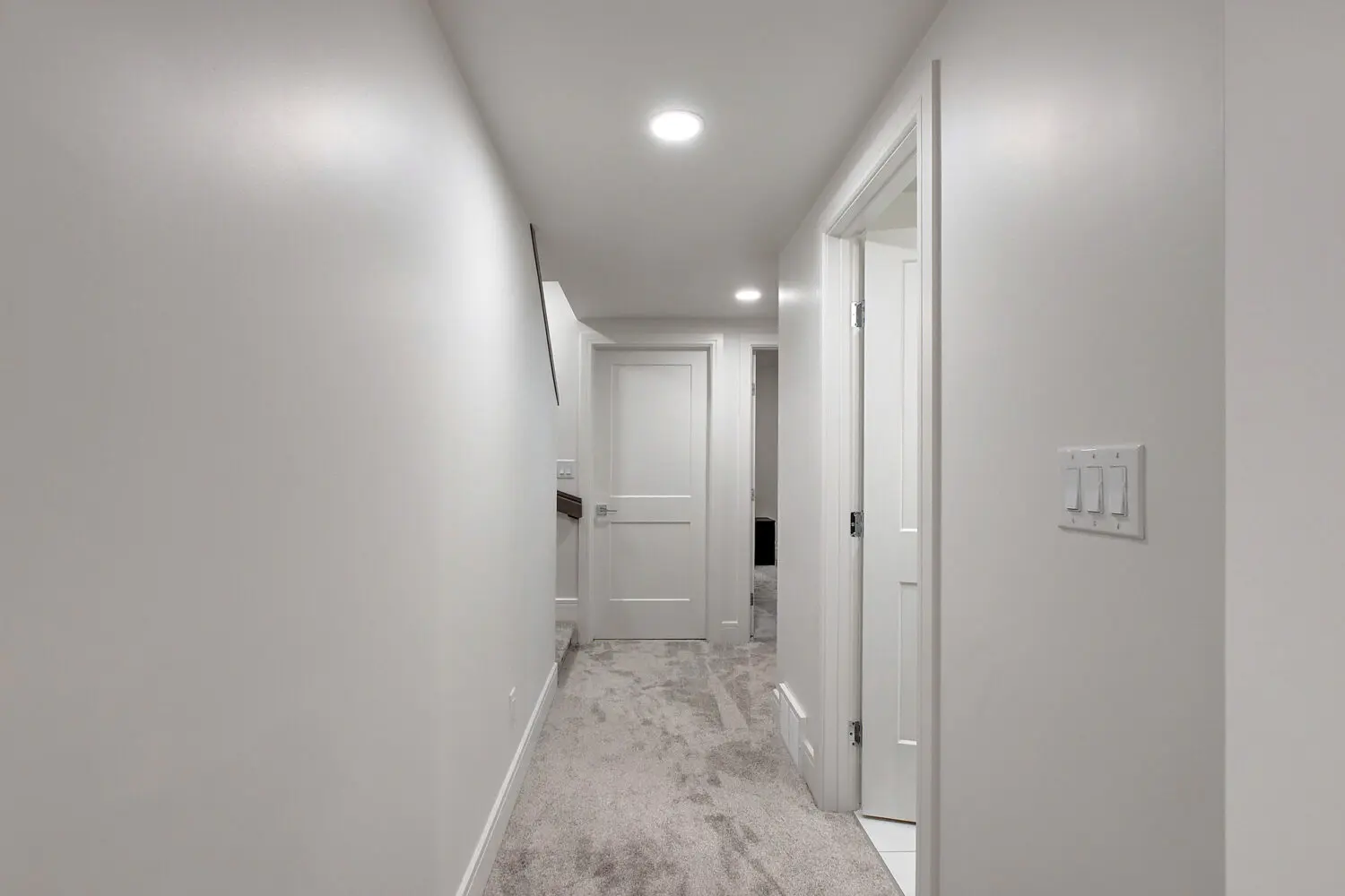 10622 69 St NW 8