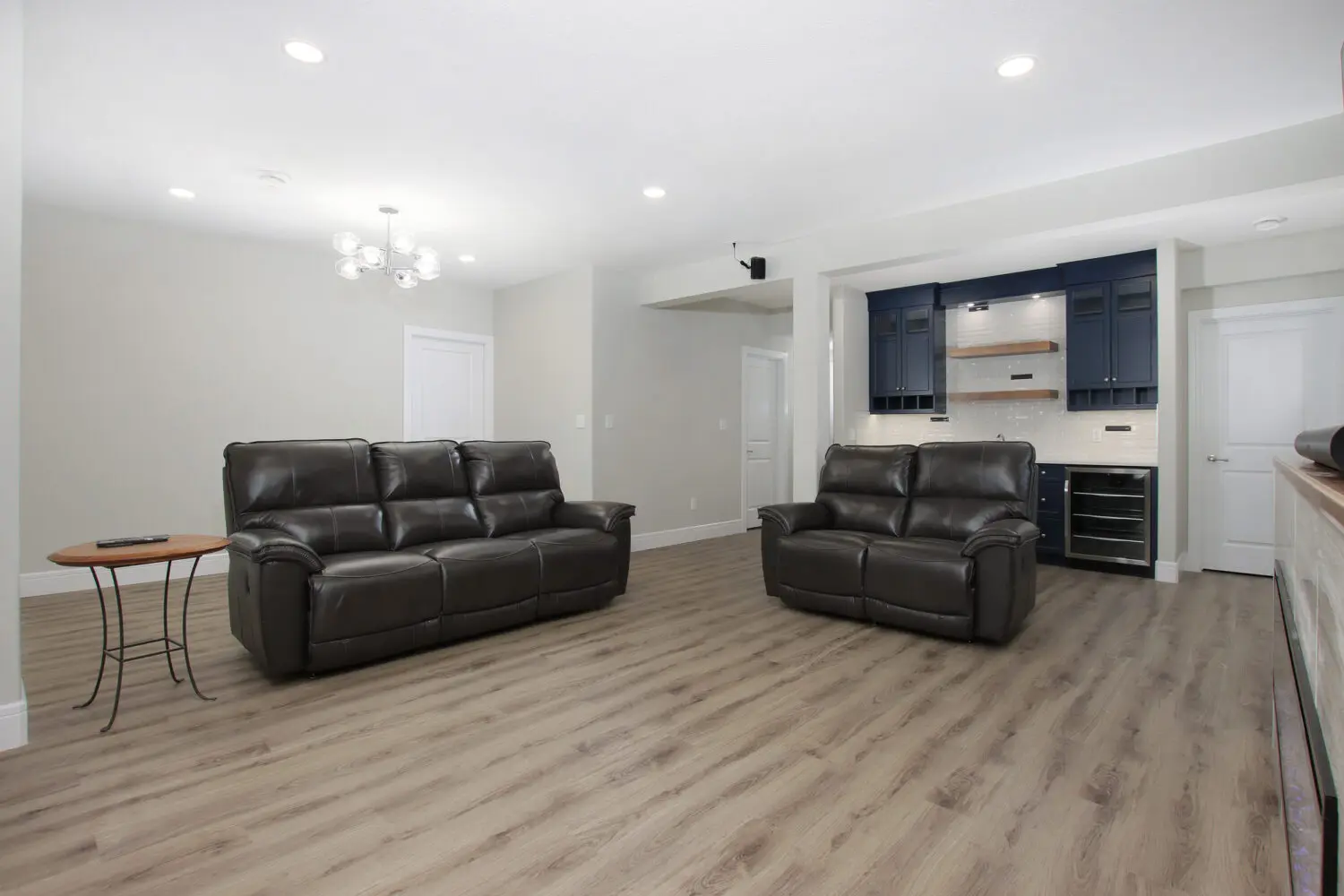 5116 154 Ave NW 13