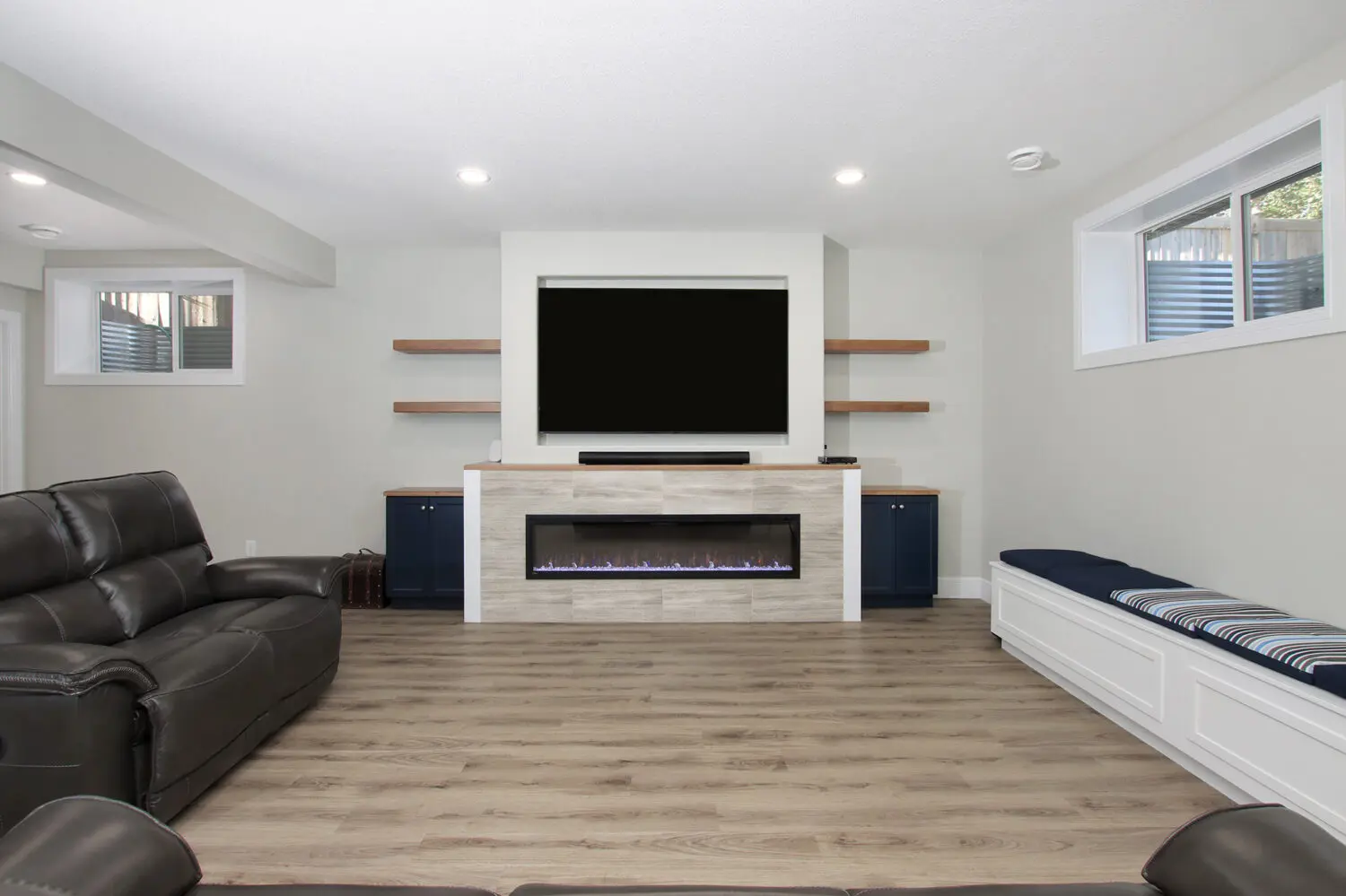 Comfort in Hollick Kenyon 11